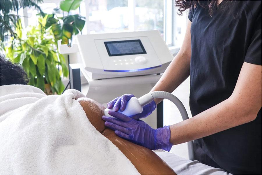 Neveskin treatment session